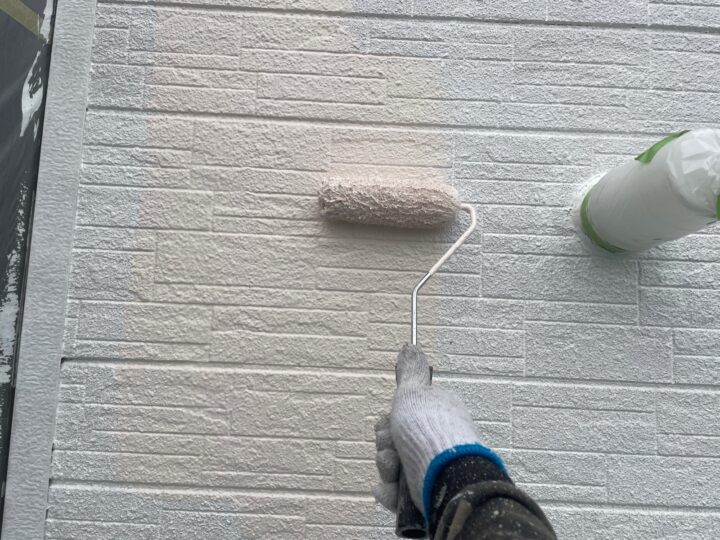 外壁：中塗り（２回目）