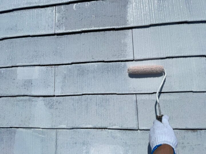 屋根：下塗り（２回目）